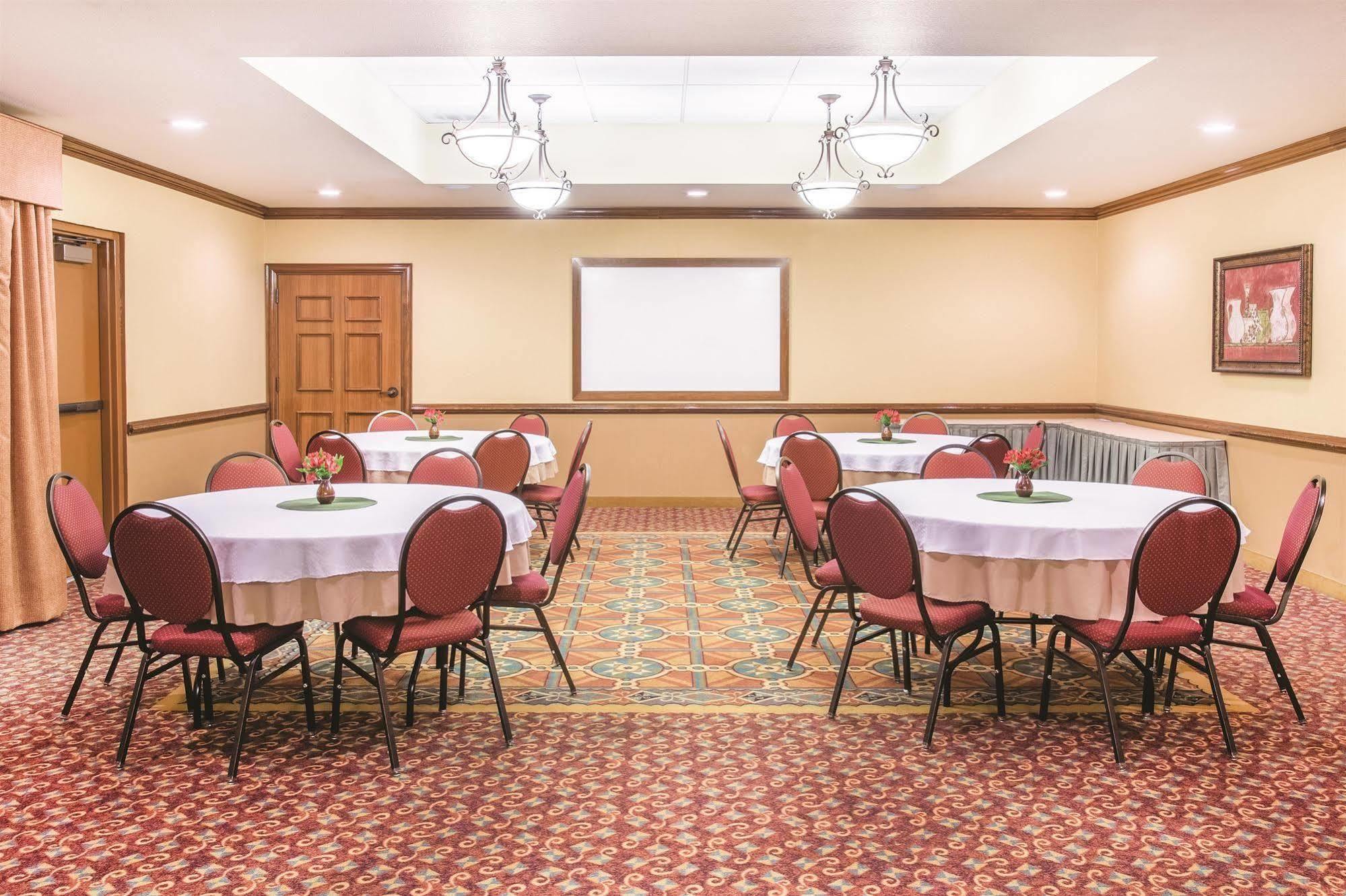 La Quinta By Wyndham Bentonville Dış mekan fotoğraf